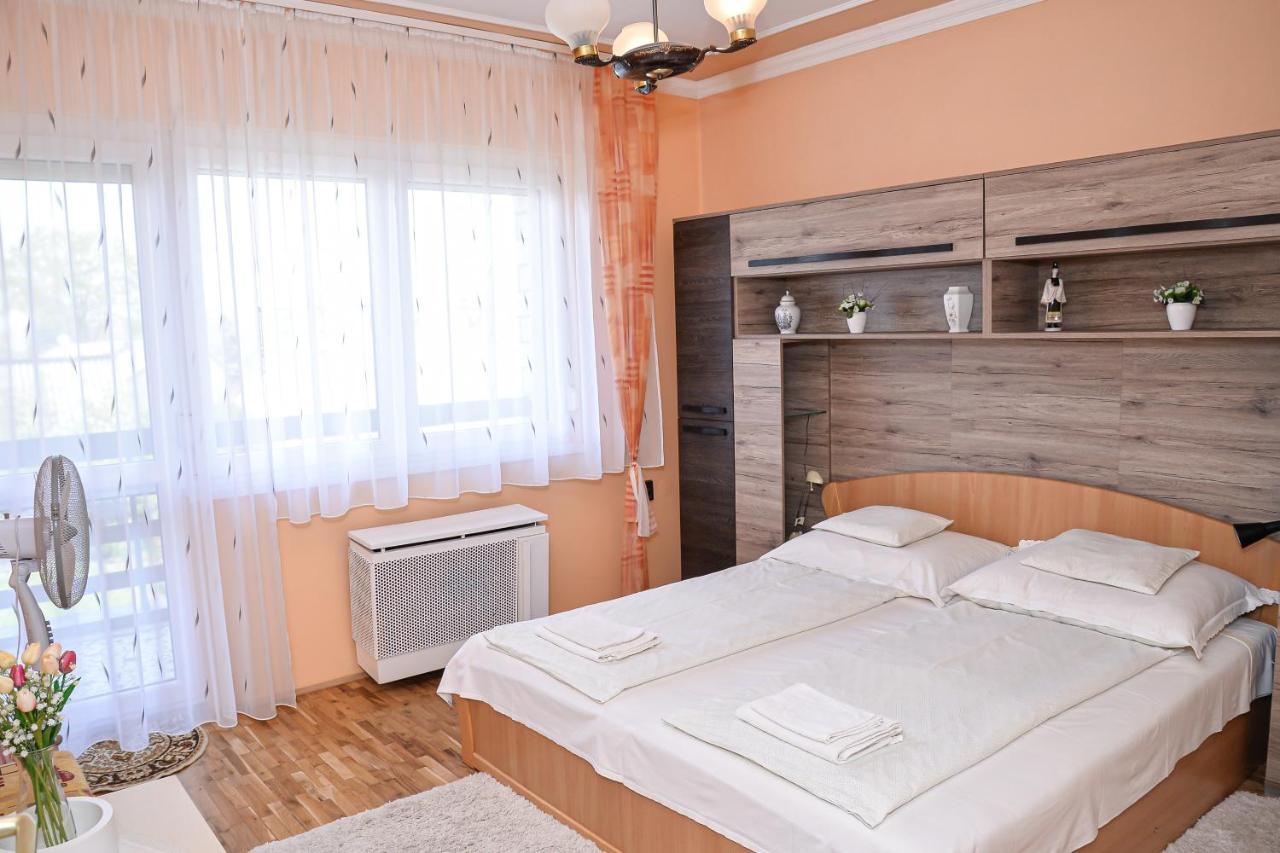 Lilla Vendeghaz Villa Hajduszoboszlo Bagian luar foto