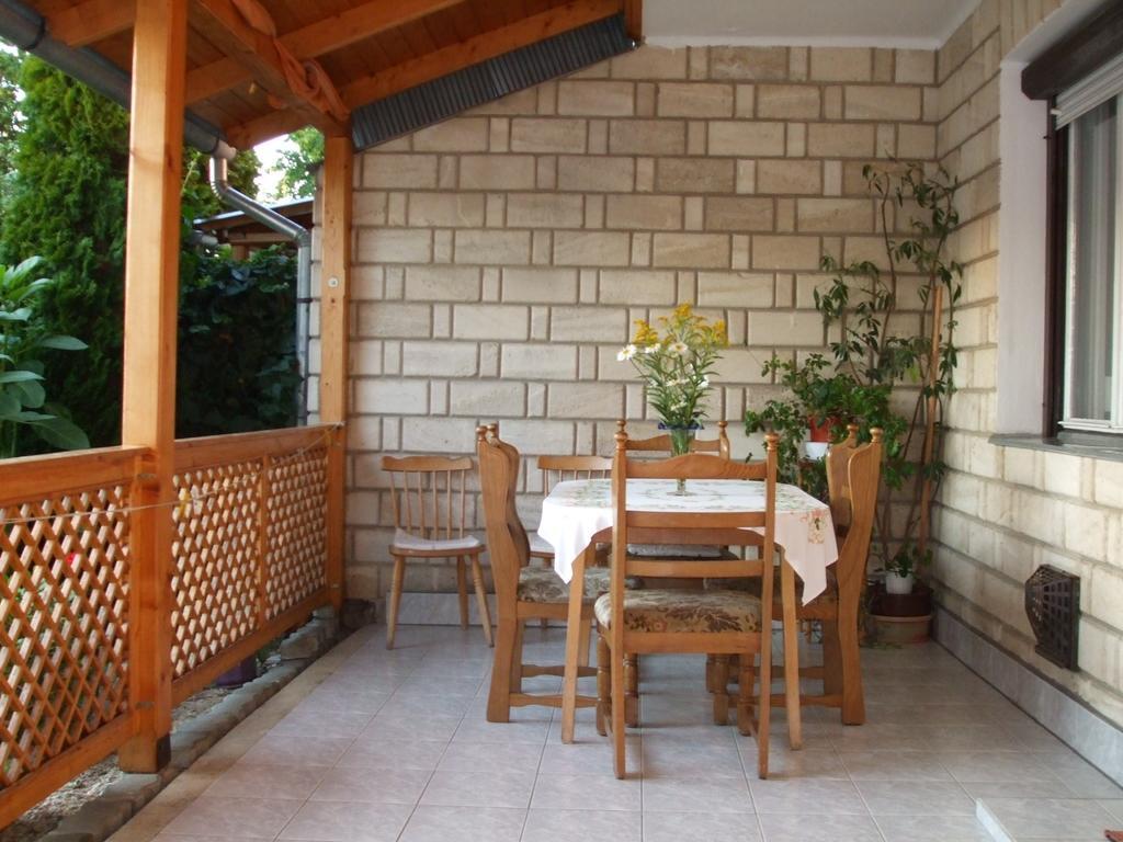 Lilla Vendeghaz Villa Hajduszoboszlo Bagian luar foto